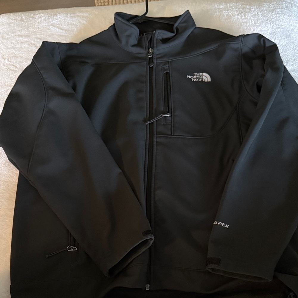 The North Face Men's Apex Black Performance Jacket